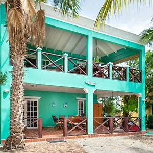  Appartement Olivia Poolside